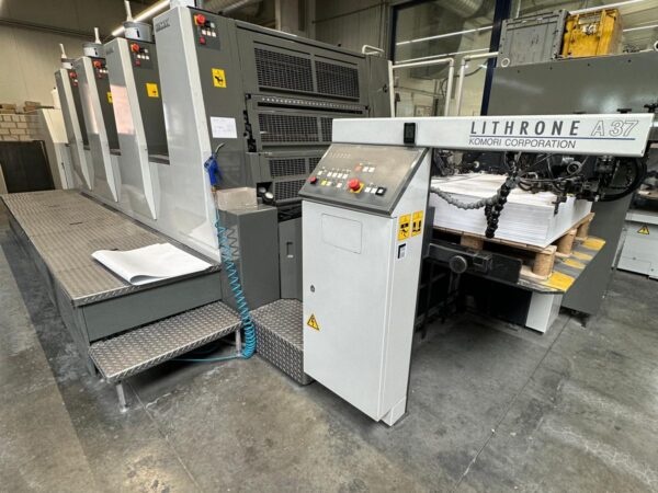 Komori LA-437